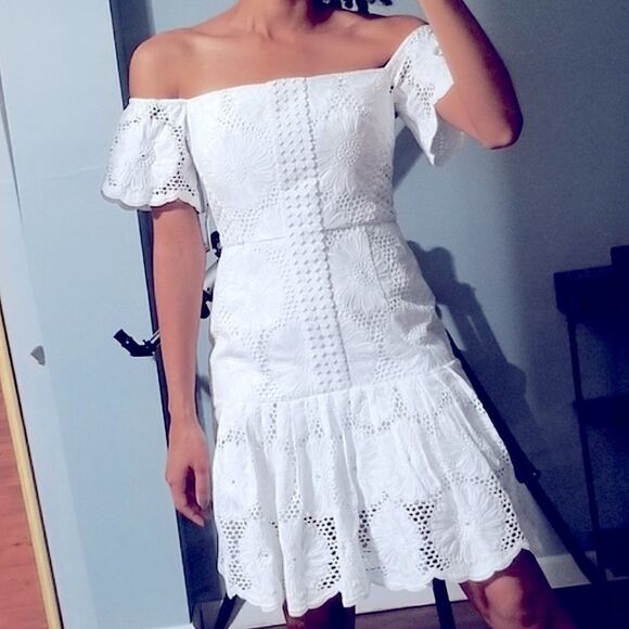 EUC N/Nicholas Lace Dress In White Sz. 4 - Picture 1 of 14